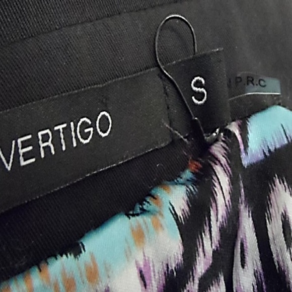 VERTIGO BLACK TRENCH COAT SMALL - Picture 2 of 6